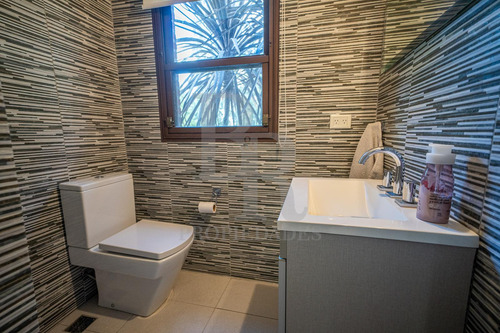 Excelente Casa En Venta Miraflores Country Club - Las Lomitas