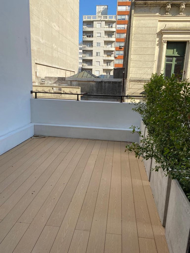 Monoambiente Con Terraza, Baño Completo, Cortina Electrica Aire Acondicionado