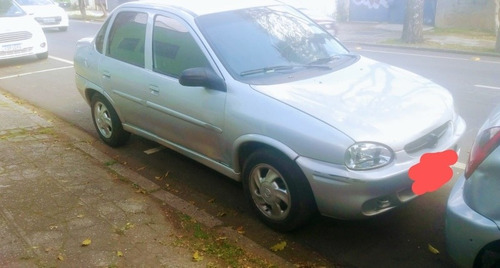 Imagem 1 de 2 de Chevrolet Corsa Sedan 2000 1.6 16v Gls 4p