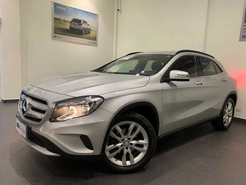 Imagem 1 de 14 de Mercedes-benz Gla 200 1.6 Cgi Style 16v Turbo 4p 2016