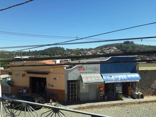 Casa Em Baependi Mg, Terra De Nhã Chica, Com 04 Quartos , Terreno 1.000 M2, Com Comercio Alugado Em Baixo. - 310