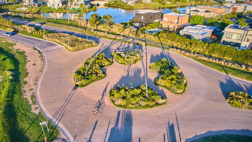 Lote Al Agua En Venta 731m² Noroeste - Barrio Riberas