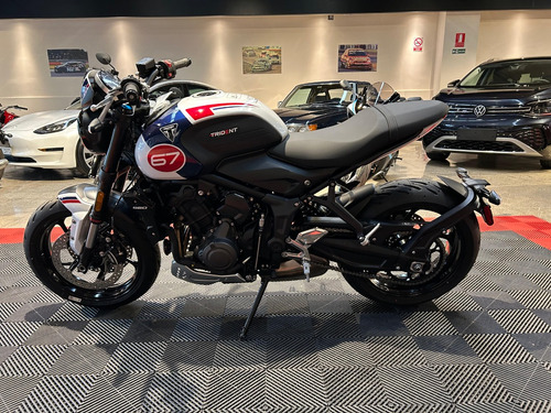 Triumph Trident Tribute Se Año 2025 - Hilton Motors Co.