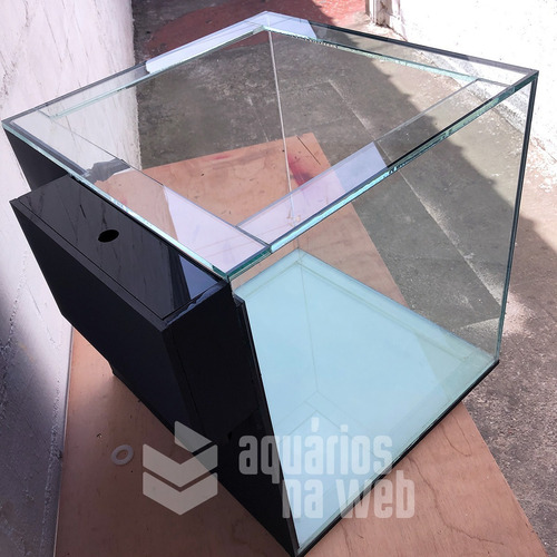 Imagem 2 de 9 de Aquário Cubo Bean Animal 50x50x50 - 125l Vidro 8mm