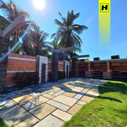 Imagen 4 de 10 de Último Town House En Venta Villa Corales