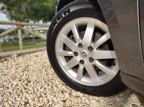Imagen 3 de 11 de Renault Fluence 2013 1.6 Confort