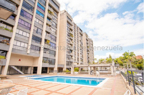 Hermoso Apartamento Con Amplia Terraza En Venta En Los Samanes Sl