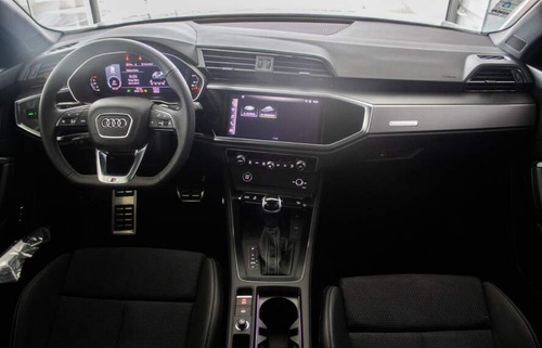 Audi Q3 2.0 40 TFSI GASOLINA PERFORMANCE BLACK PLUS QUATTRO TIPTRONIC