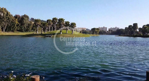 Casa En Venta De 4 Dorm. En Santo Domingo Oportunidad