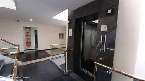 Oficina En Arriendo En Chico 21-1975 C.o