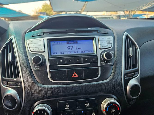 Hyundai Tucson 2.0 LM GL AC 2AB ABS