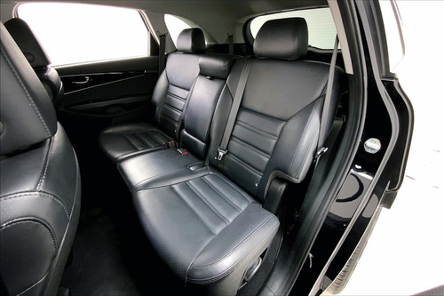 Imagen 19 de 25 de Kia Sorento 5 Pts Ex, L4, Ta, A/ac, Piel, 7 Pas, Ra-18