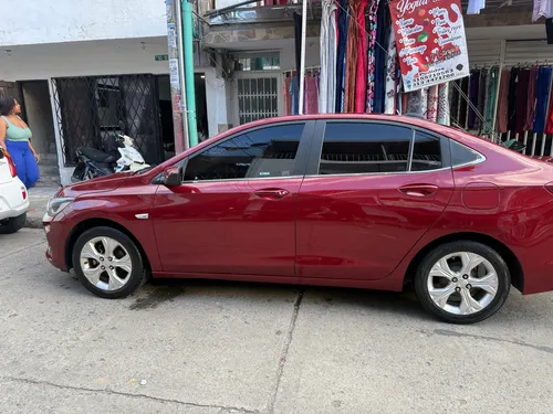 Chevrolet Onix 1.0T Premier Sedan At