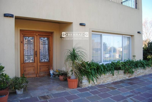 Casa Venta Ayres Plaza - Pilar