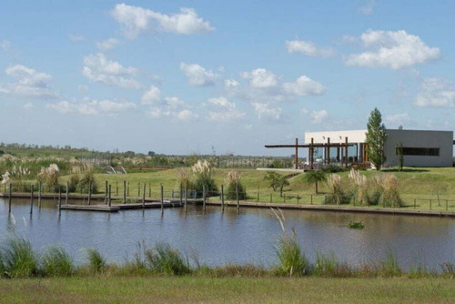 Imagen 16 de 18 de Venta Lote A La Laguna En El Cazal Barrio Náutico