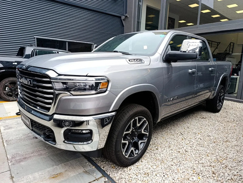 RAM 1500 3.0 Laramie 4X4 At8