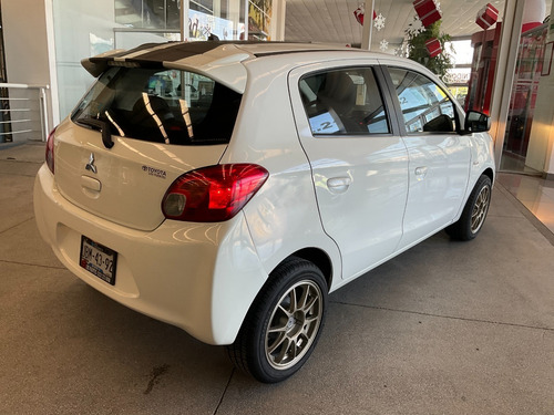 Imagen 14 de 15 de Mitsubishi Mirage Lx 2016
