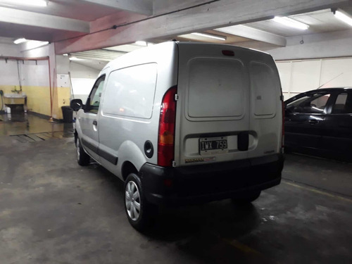 Imagen 6 de 12 de Renault Kangoo 1.6 2 Furgon Confort Cd Svt 1plc 2010