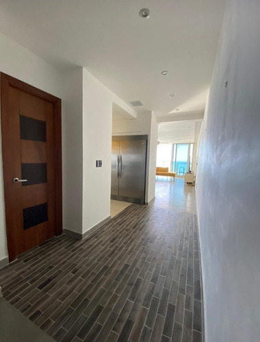 Imagen 3 de 15 de Alquiler De Apartamento En *ph Waters On The Bay* Apartament