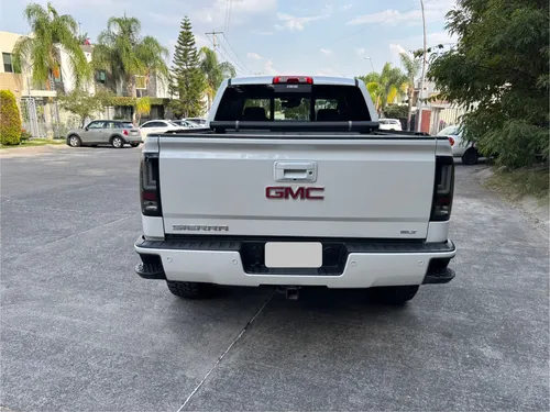 Impecable Gmc Sierra Stl 2016