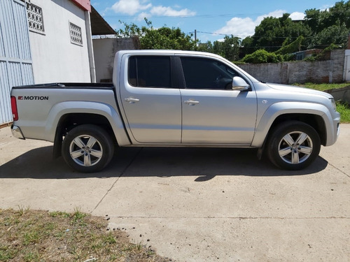 Volkswagen Amarok Dc 4x4 At 2017 Gris