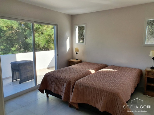 Imagen 15 de 27 de Espectacular Casa En Residencial 1 - Muy Cerca De La Playa!!