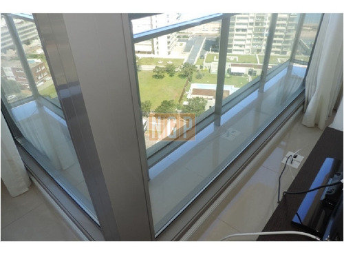 Imagen 14 de 30 de Torre De 5 Estrellas, A Pasos De Av Gorlero, Espectacular Apartamento A Estrenar De Dos Dormitorios En Suite, Baño Social, Living Comedor,cocina