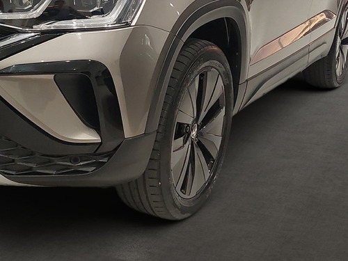 Volkswagen Taos 1.4 250 TSI TOTAL FLEX HIGHLINE AUTOMÁTICO