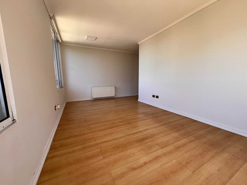 Vende Depto. Excelente Ubicación (65593)