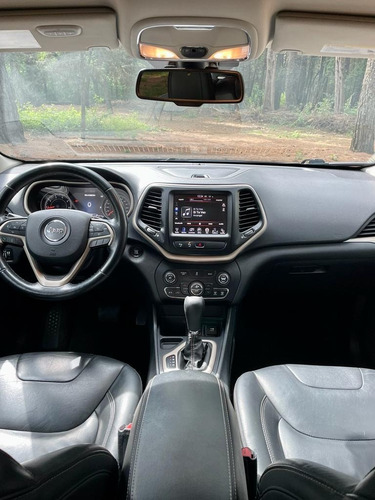 Imagen 10 de 14 de Jeep Cherokee 2015
