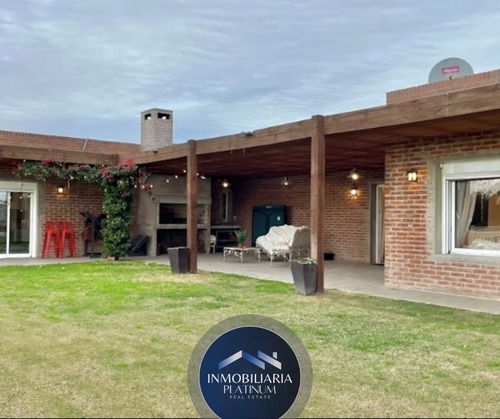 Venta Casa 4 Dormitorios Atlantida