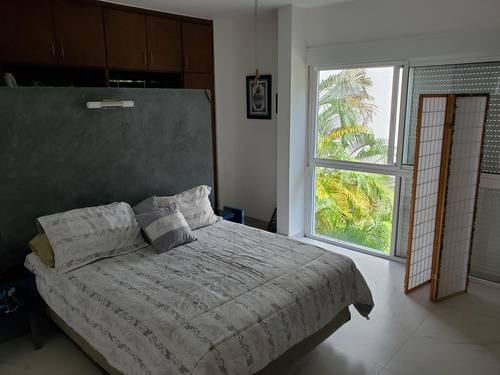 Departamento En Venta En Playa Del Carmen En Selvamar De 2 Niveles Con Beach Club