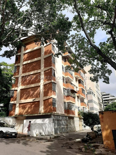 Imagen 1 de 15 de Venta De Apartamento - Los Chaguaramos - Mls #22-28682 Luisa E 04165363584