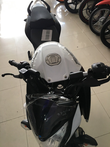Imagen 10 de 13 de Bajaj Rouser Ns 160