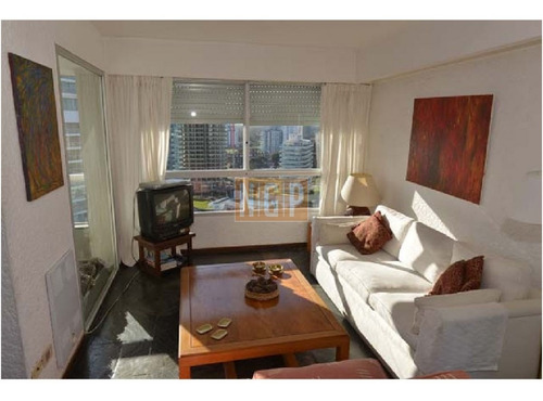 Apartamento En Brava, 3 Dormitorios - Ref: 16517