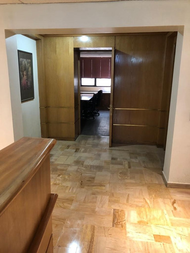 Imagen 4 de 12 de Oficina En Prestigiosa Ubicación De Santiago Centro