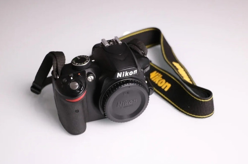 Câmera Fotográfica Nikon D3200 18-55 Vr Kit + 35mm