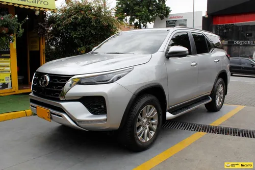 Toyota Fortuner Srv 2023