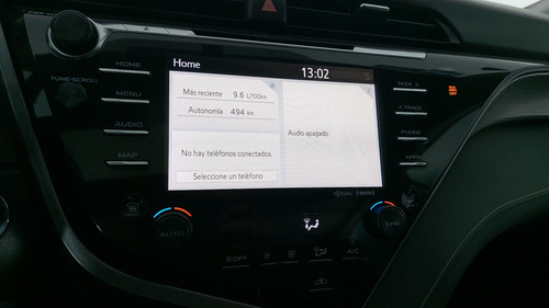 Toyota Camry 2.5 SE AUTO