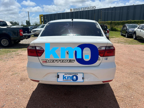 Volkswagen Gol Sedan 1.6 Comfortline 101cv