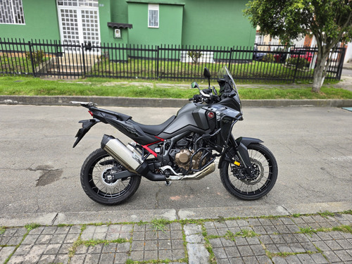 Honda Africa Twin 2024 - Negociable