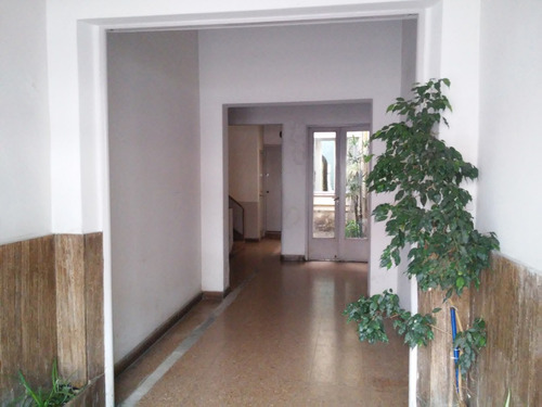 Imagen 1 de 14 de Departamento En Lomas De Zamora