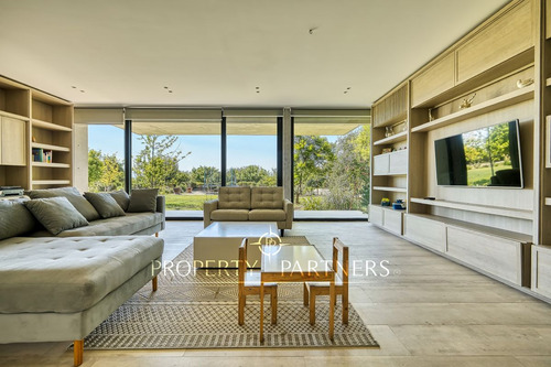 Hacienda,casa Moderna Con Excelentes Terminaciones...