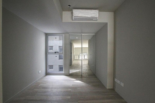 Juncal Y Cerrito. A Estrenar. 1 Y 2 Ambientes En Duplex. Piscina. Solarium. C/parrilla