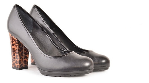 Imagen 3 de 6 de Zapatos De Mujer De Cuero Lisita Negro - Ferraro -