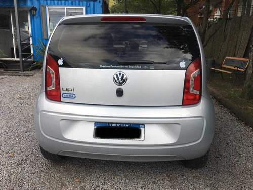 Volkswagen Up! 2016 1.0 High Up! 75cv