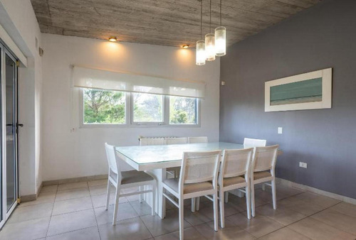 Casa En Venta - 3 Dormitorios 2 Baños - Pinamar