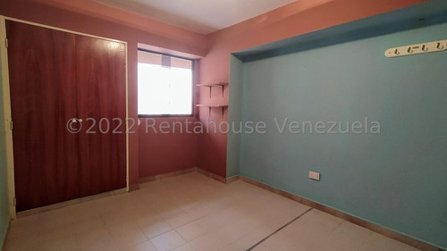Imagen 2 de 13 de Rosangel Parraga Rentahouse Vende Apartamento En El Parral Valencia 22-16011