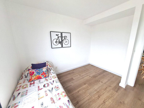 Venta Departamento 2 Dormitorios Barbacoa Rambla- Centro (montevideo)