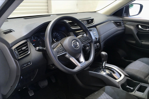 Imagen 4 de 10 de Nissan X-trail Sense 3 2019